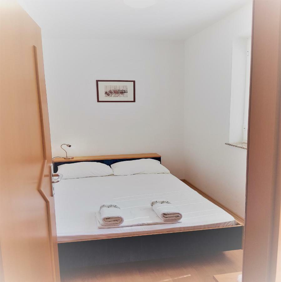 Apartments Vrtlici Stara Novalja Εξωτερικό φωτογραφία